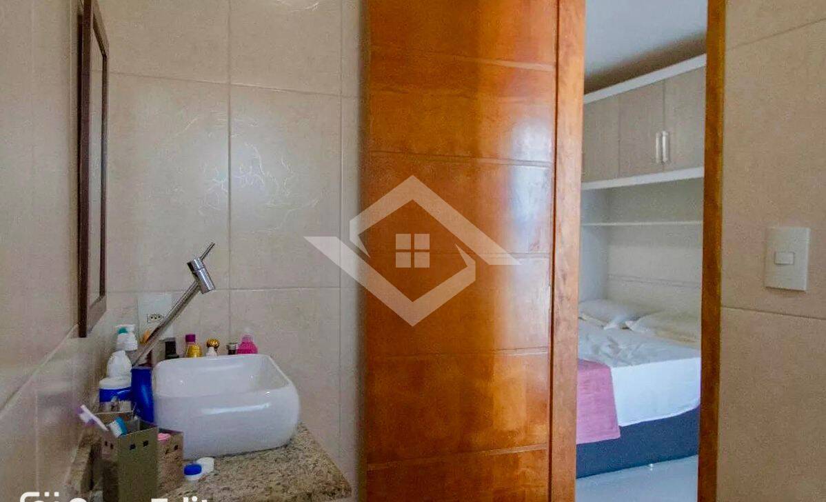 Casa à venda com 3 quartos, 136m² - Foto 26