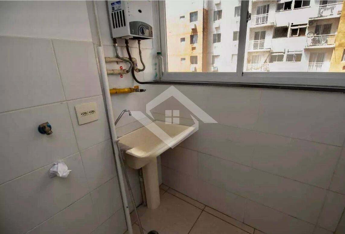 Apartamento à venda com 2 quartos, 48m² - Foto 10