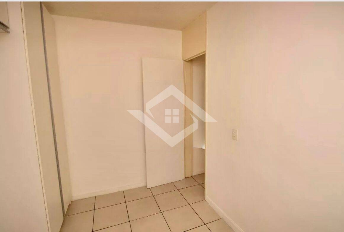 Apartamento à venda com 2 quartos, 48m² - Foto 16