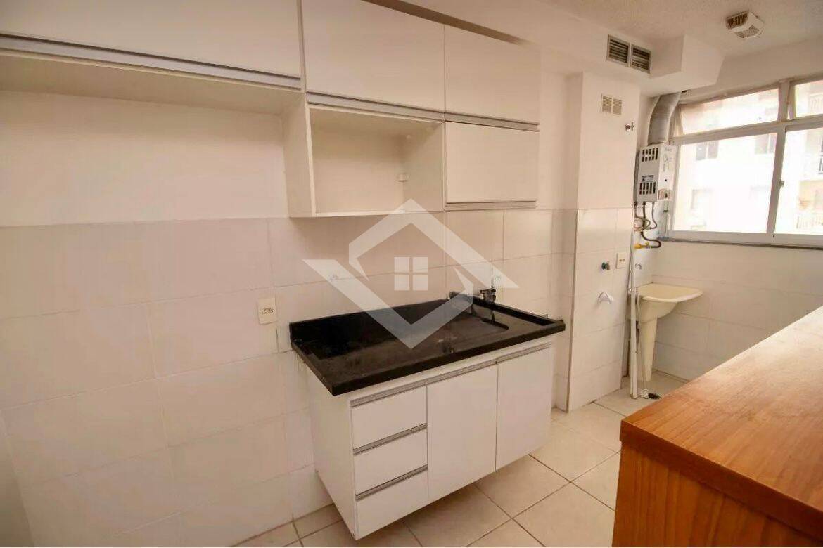 Apartamento à venda com 2 quartos, 48m² - Foto 21