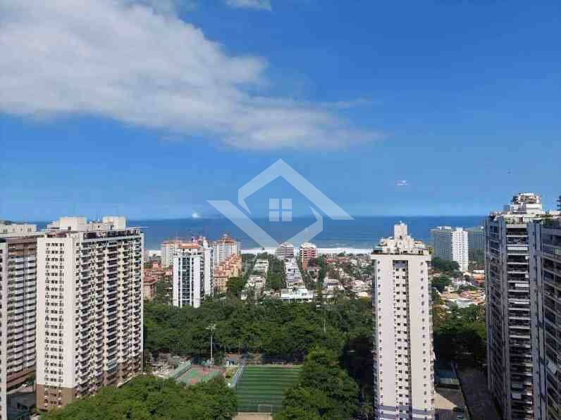 Apartamento à venda com 3 quartos, 220m² - Foto 5