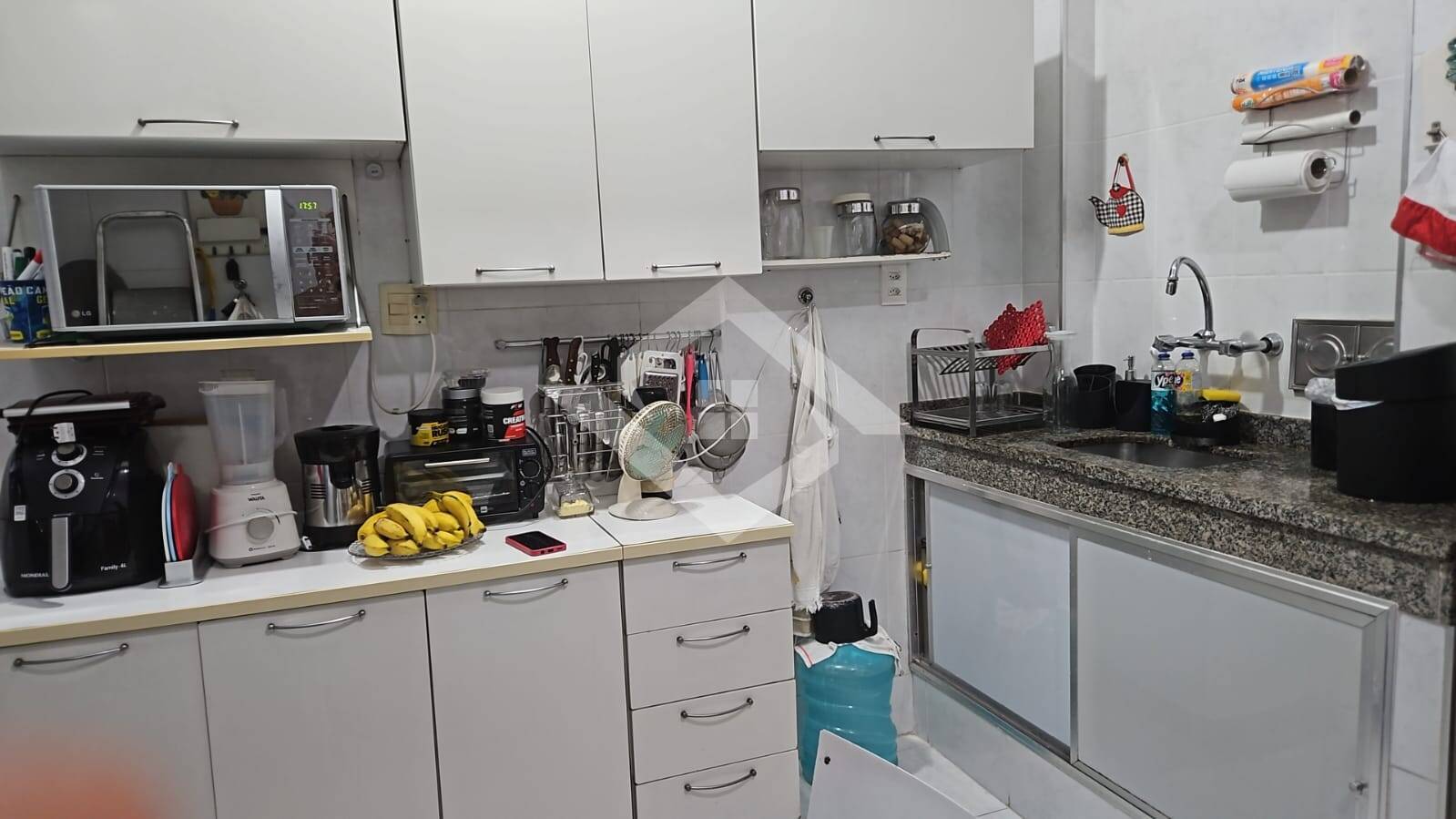 Apartamento à venda com 2 quartos, 64m² - Foto 19