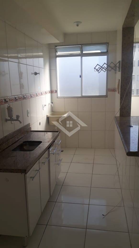 Apartamento para alugar com 2 quartos, 45m² - Foto 4