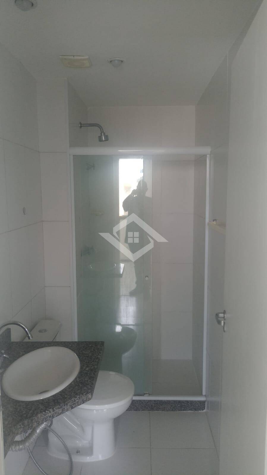 Apartamento à venda com 2 quartos, 63m² - Foto 3