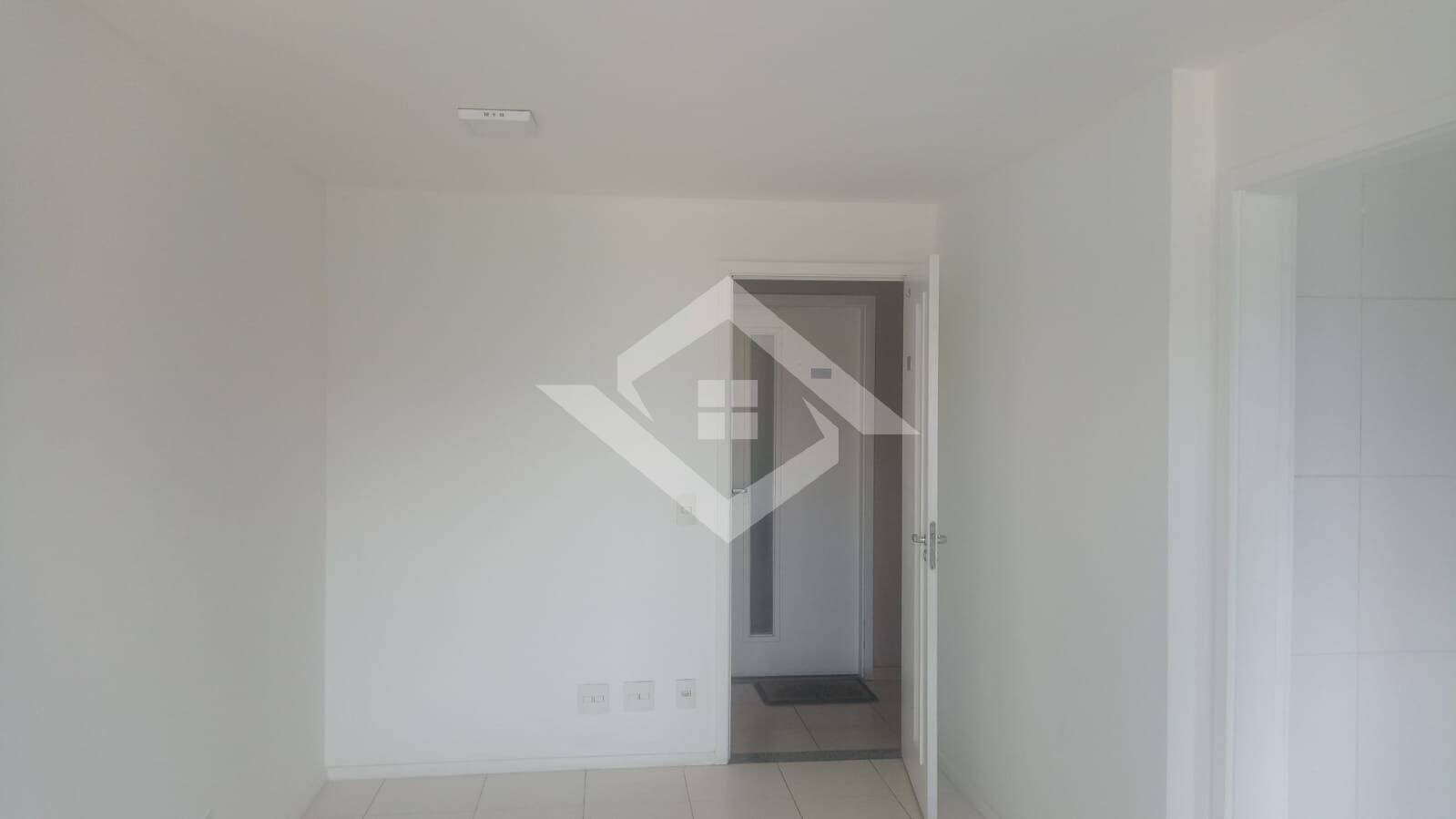 Apartamento à venda com 2 quartos, 63m² - Foto 5