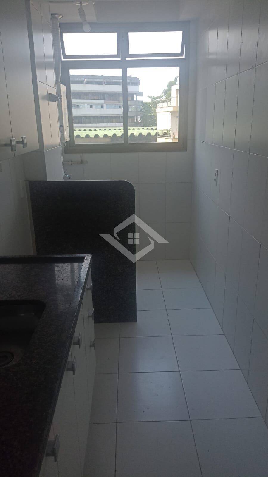 Apartamento à venda com 2 quartos, 63m² - Foto 6