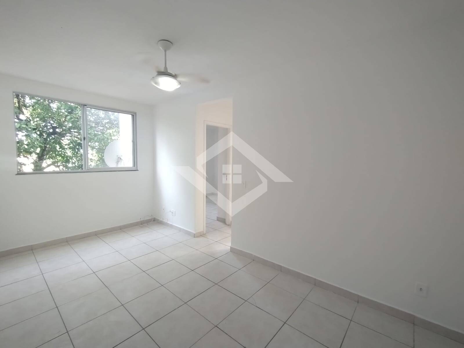 Apartamento para alugar com 2 quartos, 45m² - Foto 1