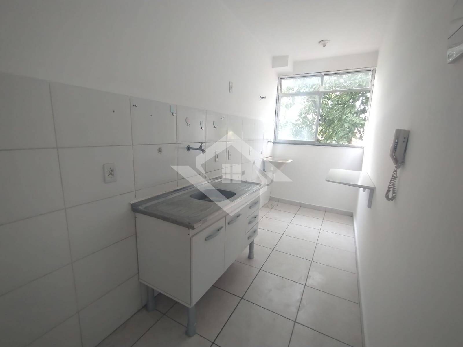 Apartamento para alugar com 2 quartos, 45m² - Foto 9