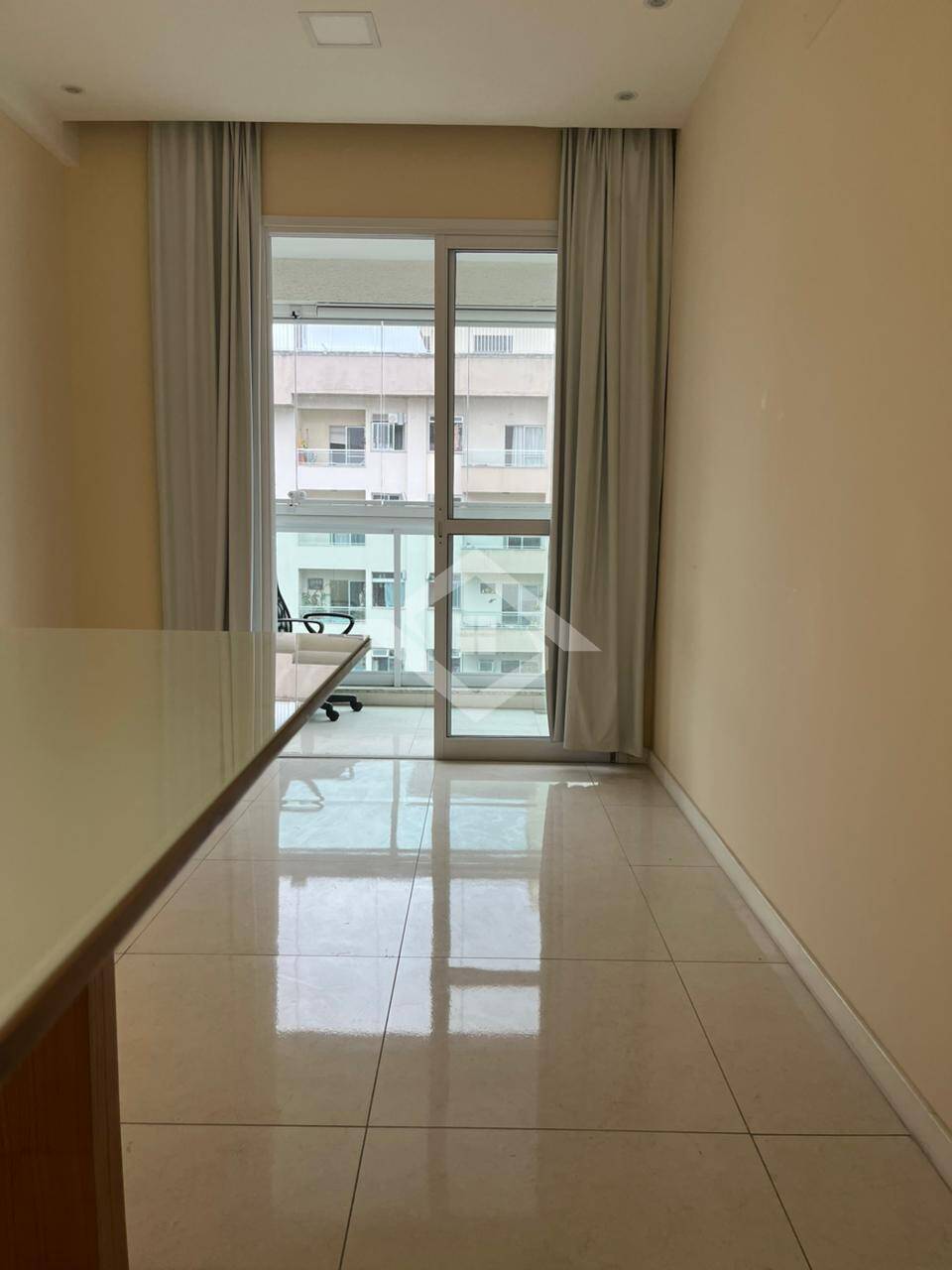 Apartamento à venda com 3 quartos, 65m² - Foto 4