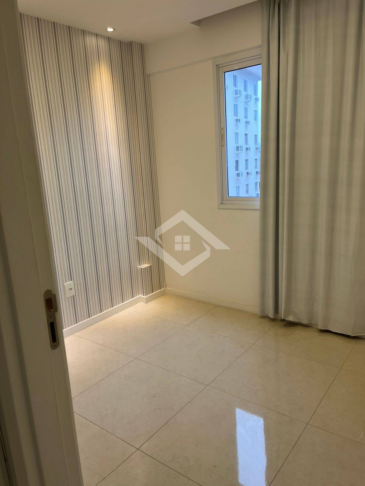 Apartamento à venda com 3 quartos, 65m² - Foto 17