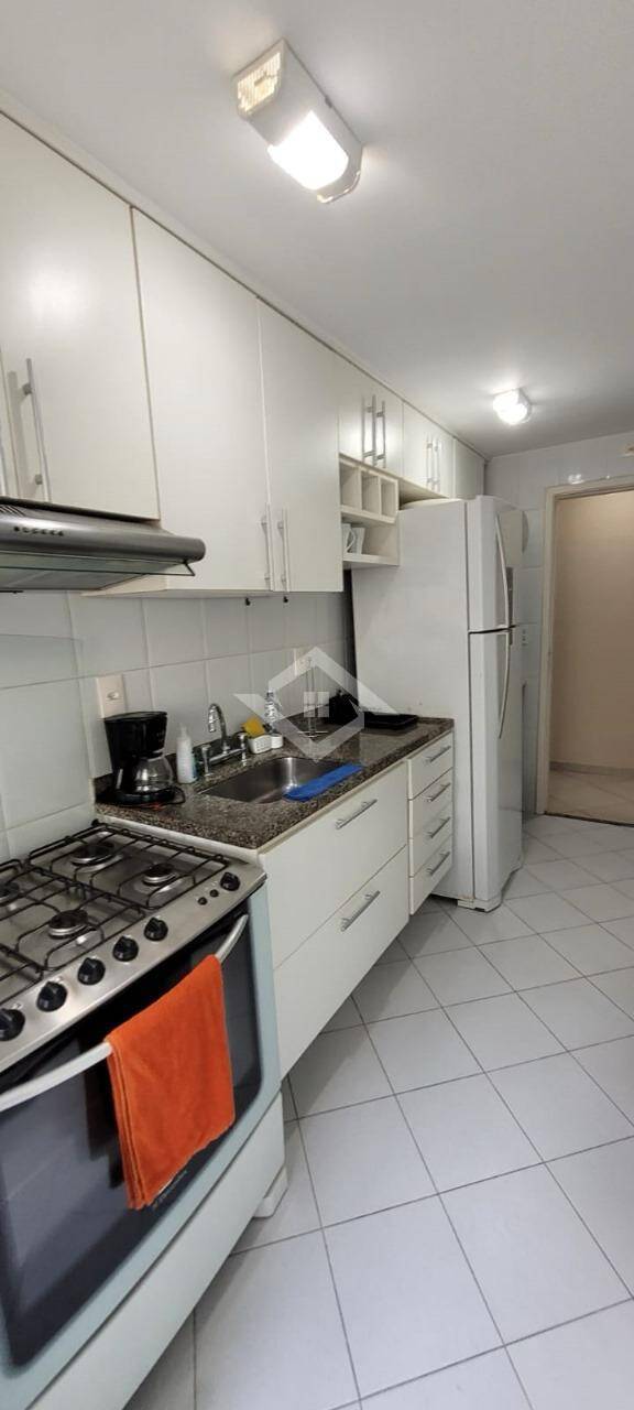 Apartamento à venda com 2 quartos, 71m² - Foto 11