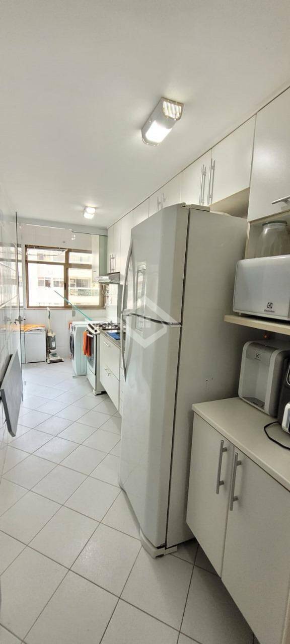 Apartamento à venda com 2 quartos, 71m² - Foto 13