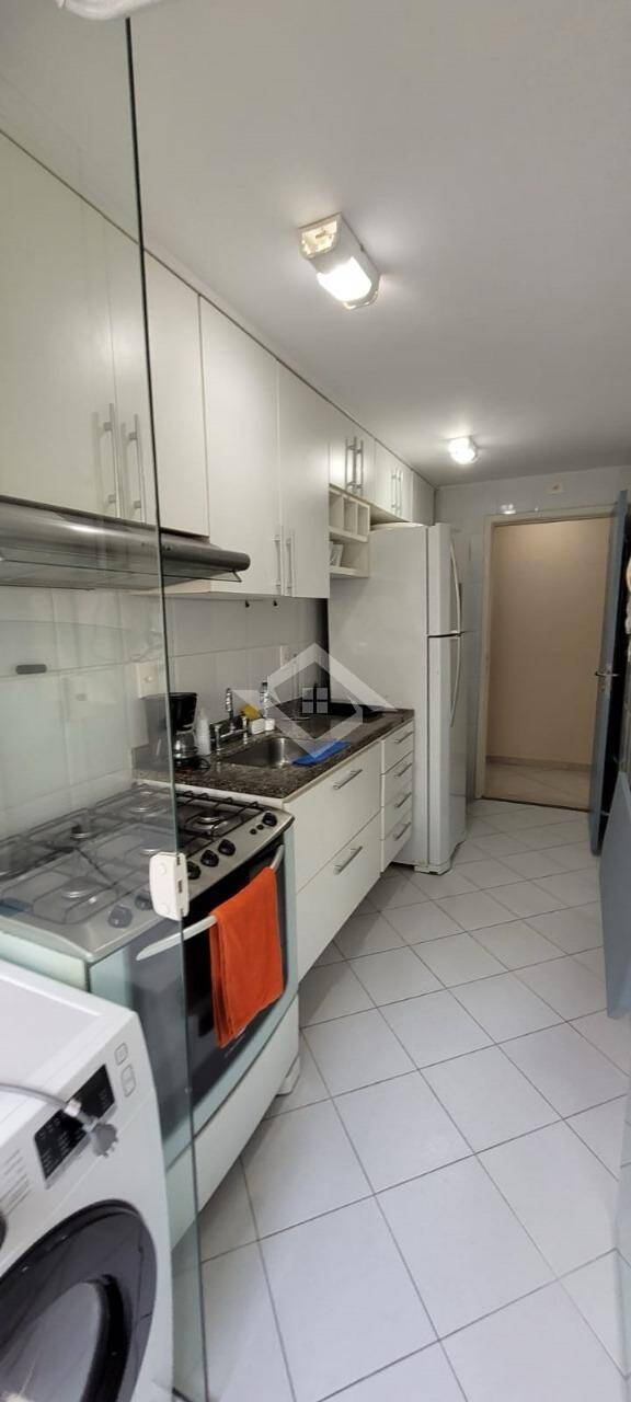 Apartamento à venda com 2 quartos, 71m² - Foto 12