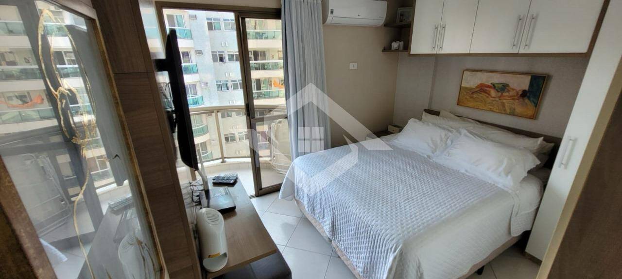 Apartamento à venda com 2 quartos, 71m² - Foto 17