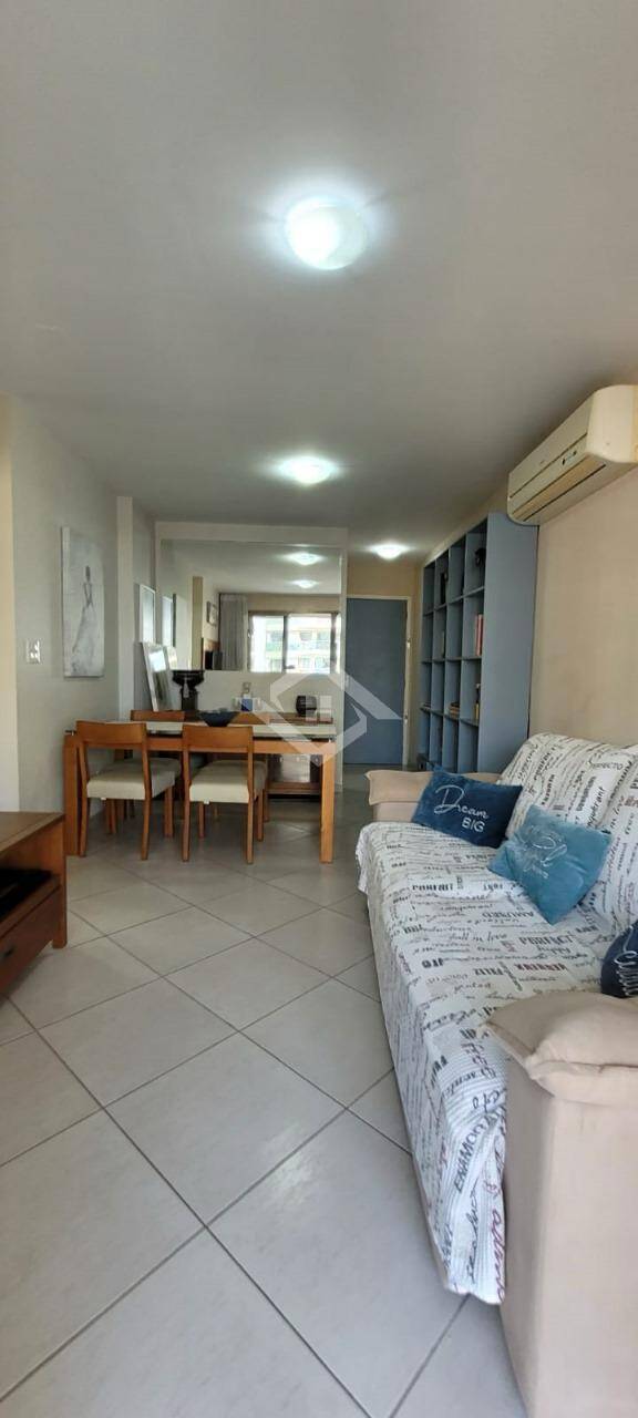 Apartamento à venda com 2 quartos, 71m² - Foto 31