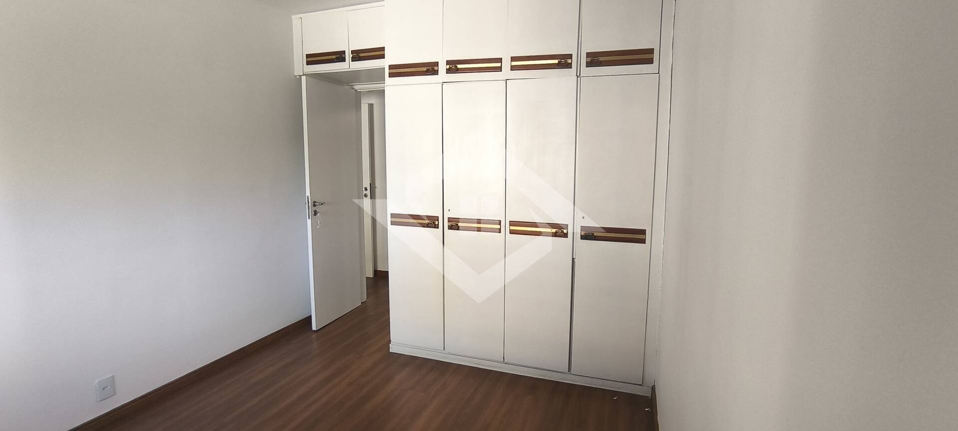 Apartamento à venda com 4 quartos, 159m² - Foto 12