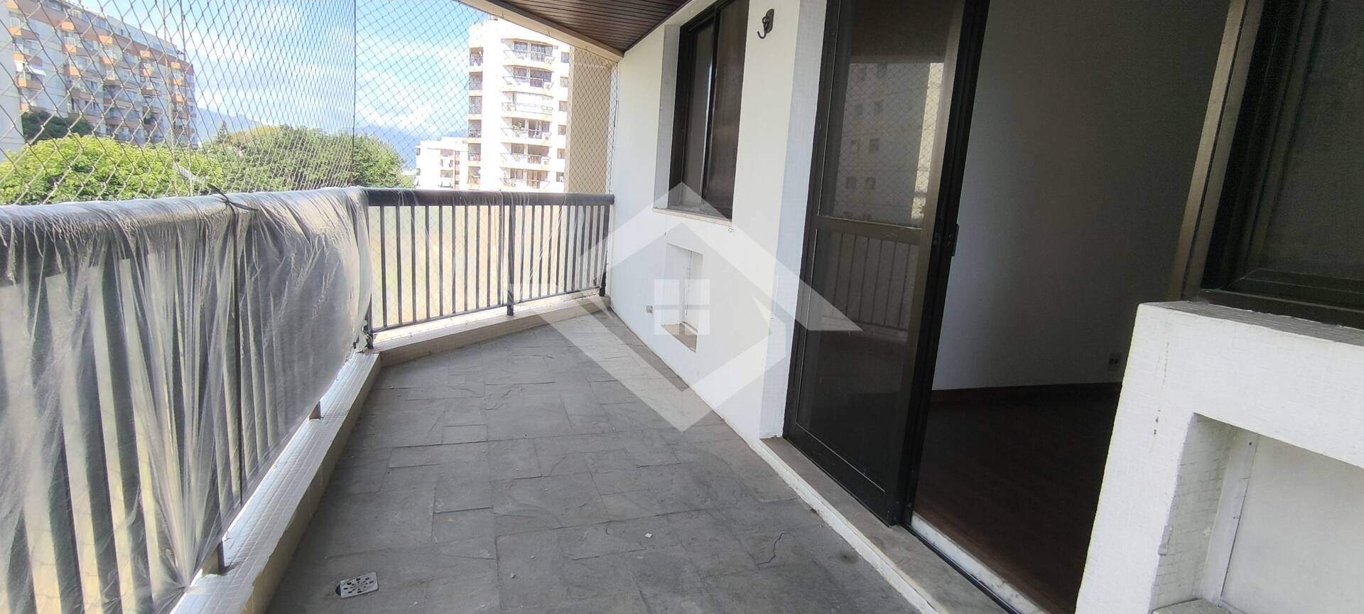 Apartamento à venda com 4 quartos, 159m² - Foto 17