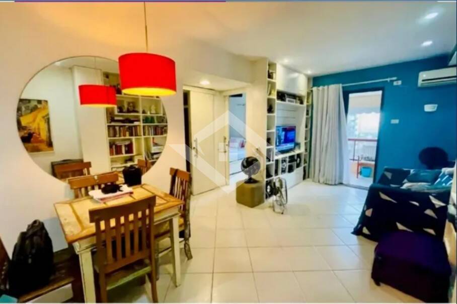 Apartamento à venda com 2 quartos, 66m² - Foto 2