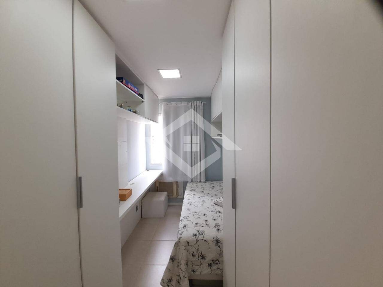 Apartamento à venda com 2 quartos, 63m² - Foto 12