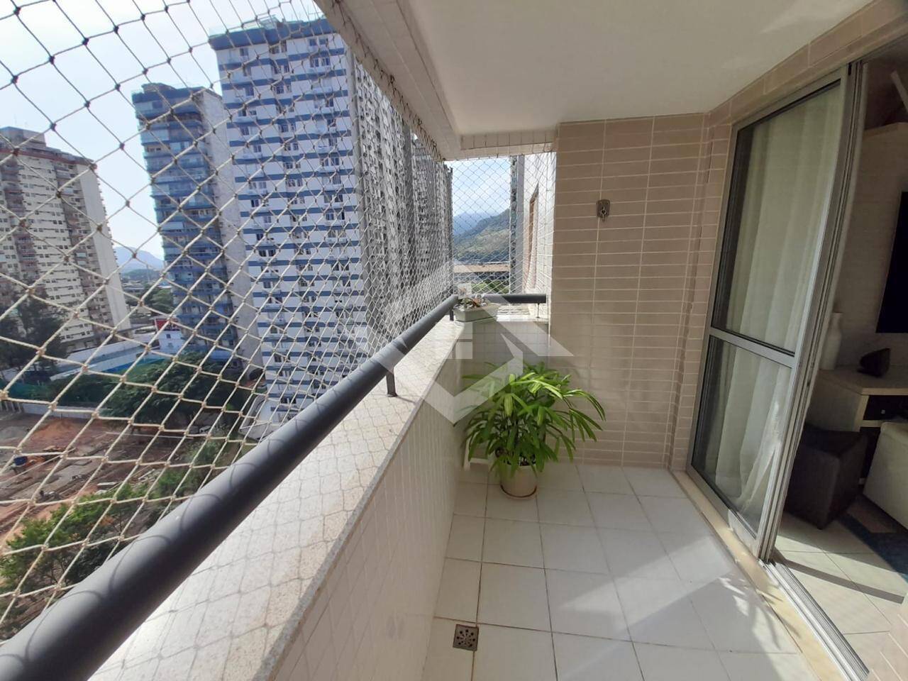 Apartamento à venda com 2 quartos, 63m² - Foto 5