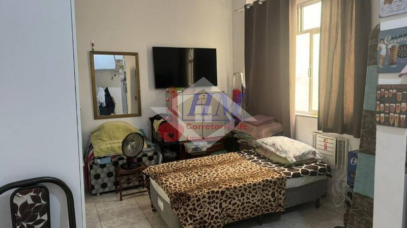 Apartamento à venda com 1 quarto, 29m² - Foto 2