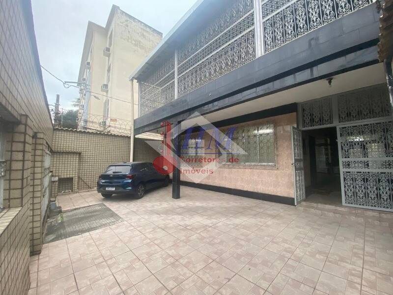 Casa à venda com 4 quartos, 303m² - Foto 20