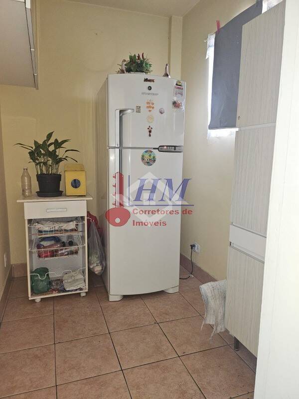 Apartamento à venda com 2 quartos, 70m² - Foto 12