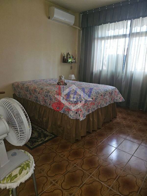 Apartamento à venda com 2 quartos, 70m² - Foto 13