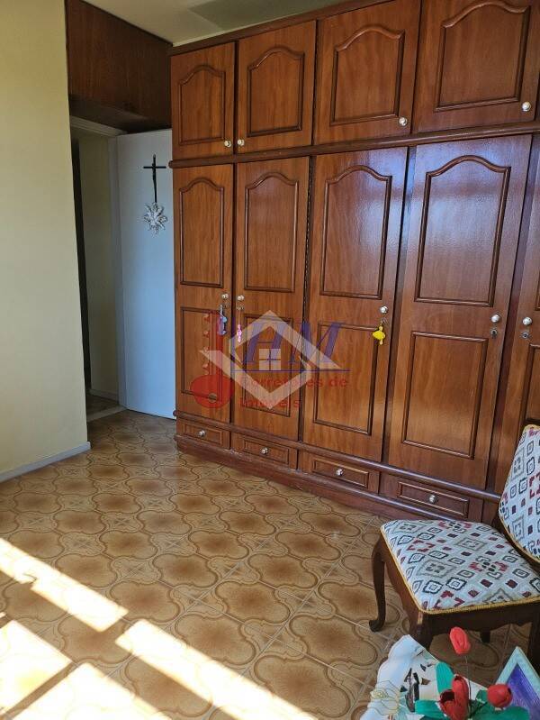 Apartamento à venda com 2 quartos, 70m² - Foto 17