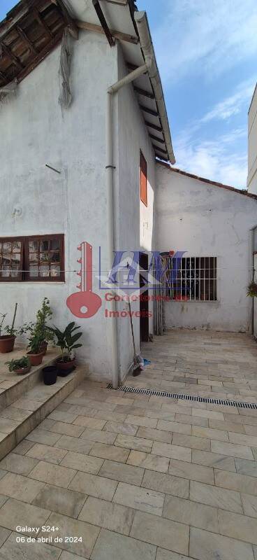 Casa à venda com 3 quartos, 165m² - Foto 6