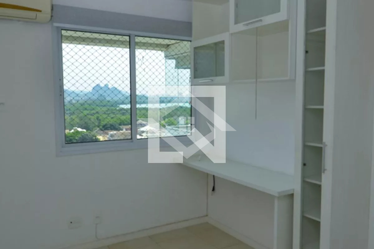 Apartamento à venda com 3 quartos, 156m² - Foto 13