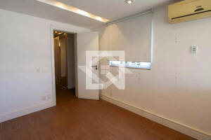 Apartamento à venda com 3 quartos, 208m² - Foto 25