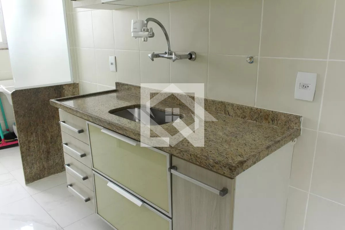 Apartamento à venda com 3 quartos, 83m² - Foto 12