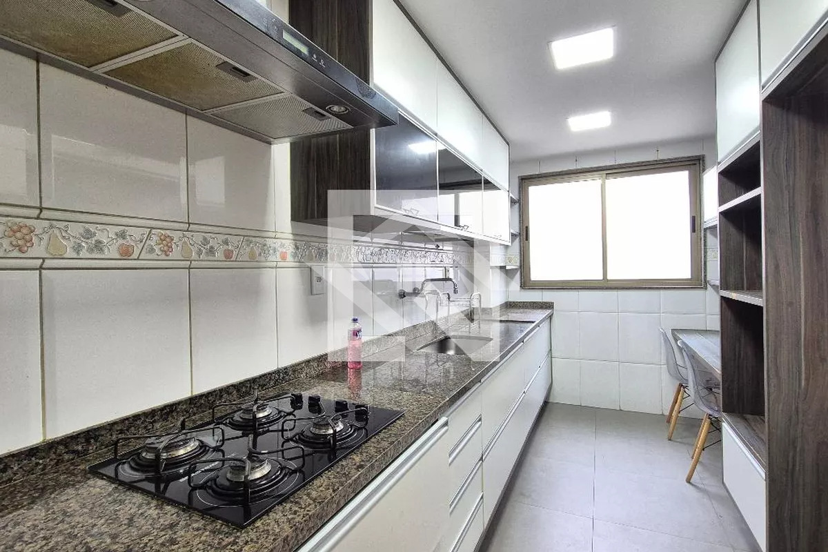 Apartamento à venda com 3 quartos, 107m² - Foto 18