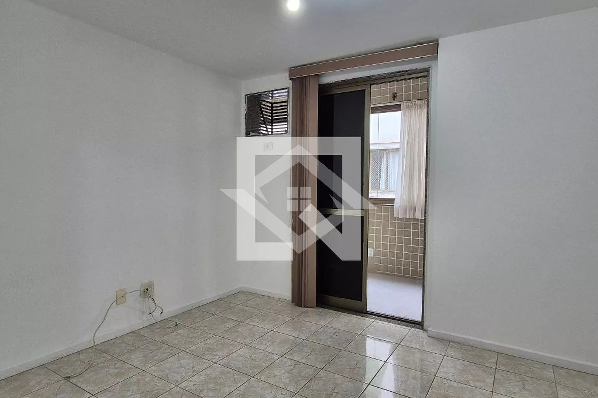 Apartamento à venda com 3 quartos, 107m² - Foto 19