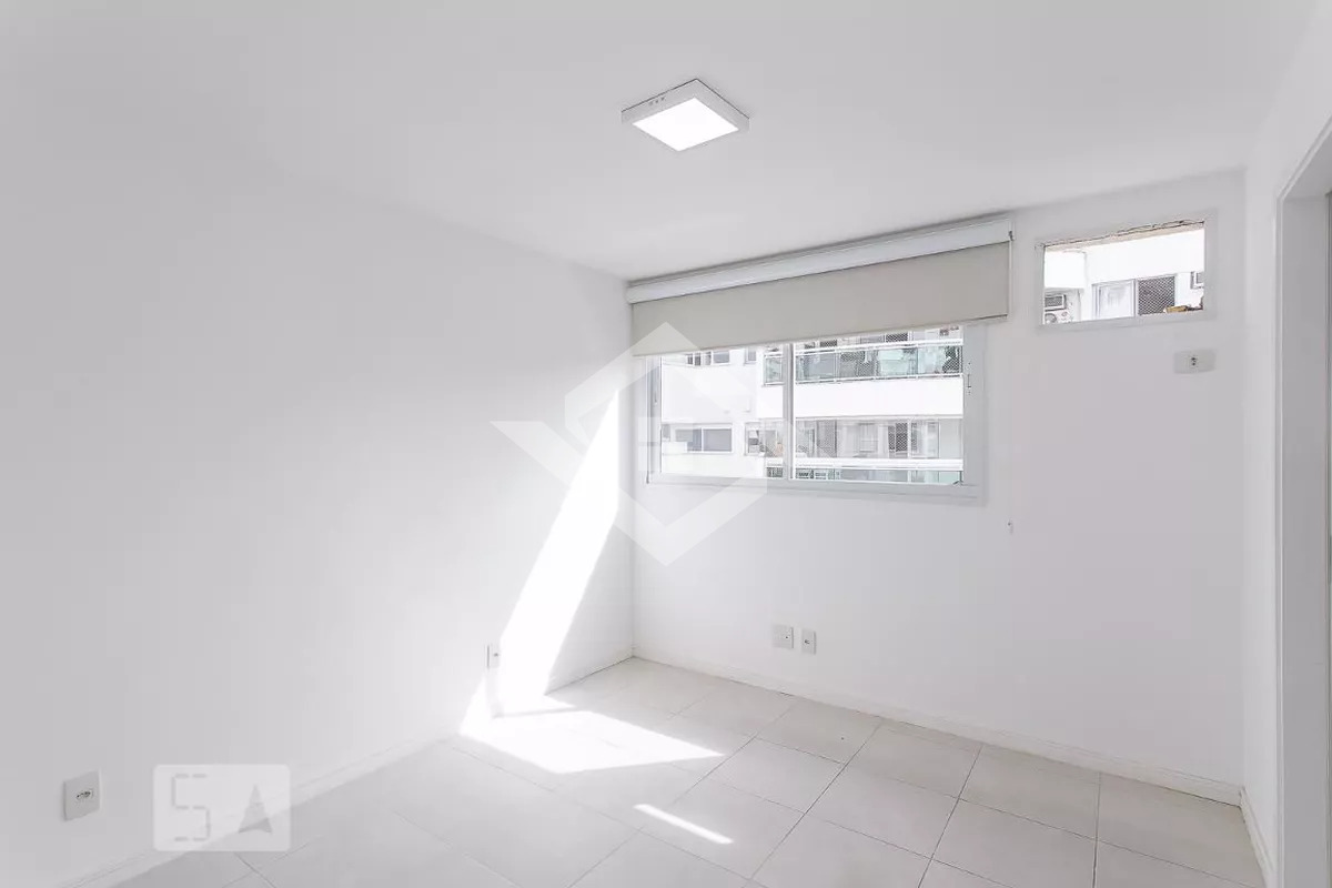 Apartamento à venda com 3 quartos, 102m² - Foto 4