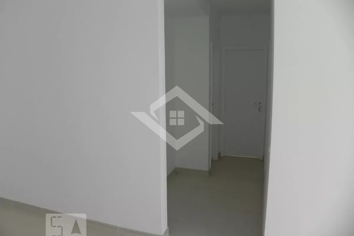 Apartamento à venda com 2 quartos, 67m² - Foto 3