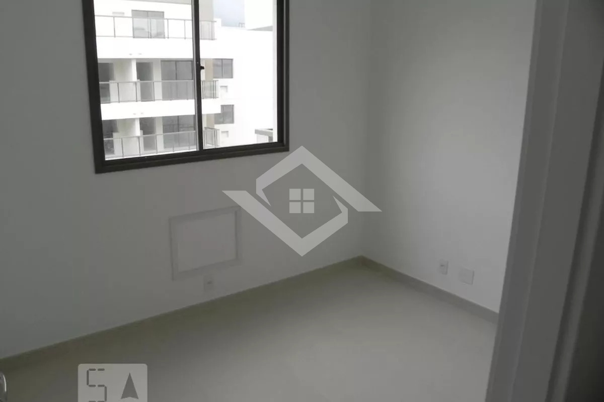 Apartamento à venda com 2 quartos, 67m² - Foto 9