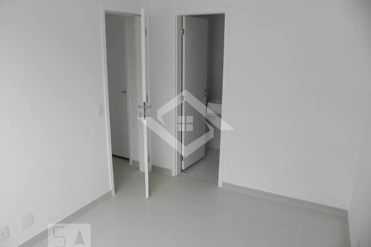 Apartamento à venda com 2 quartos, 67m² - Foto 10