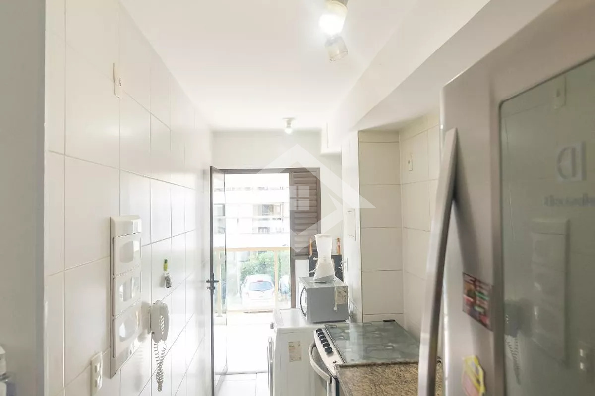 Apartamento à venda com 3 quartos, 85m² - Foto 20