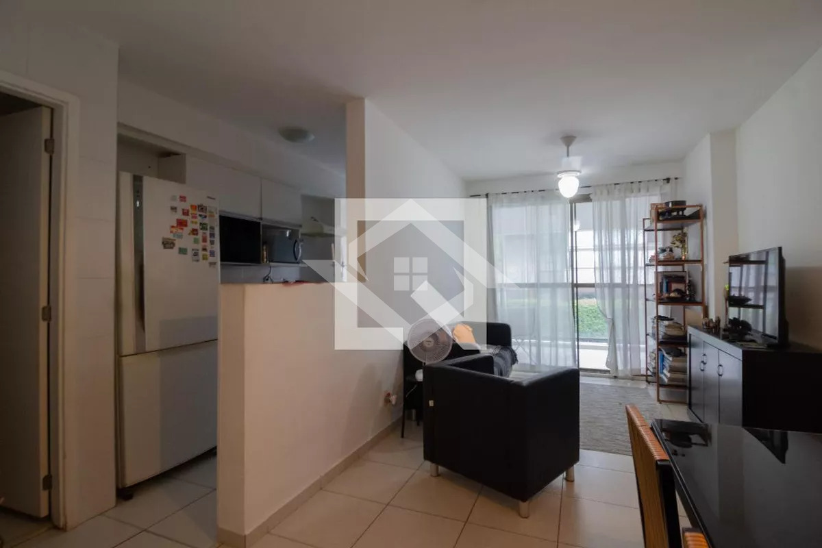 Apartamento à venda com 3 quartos, 85m² - Foto 4