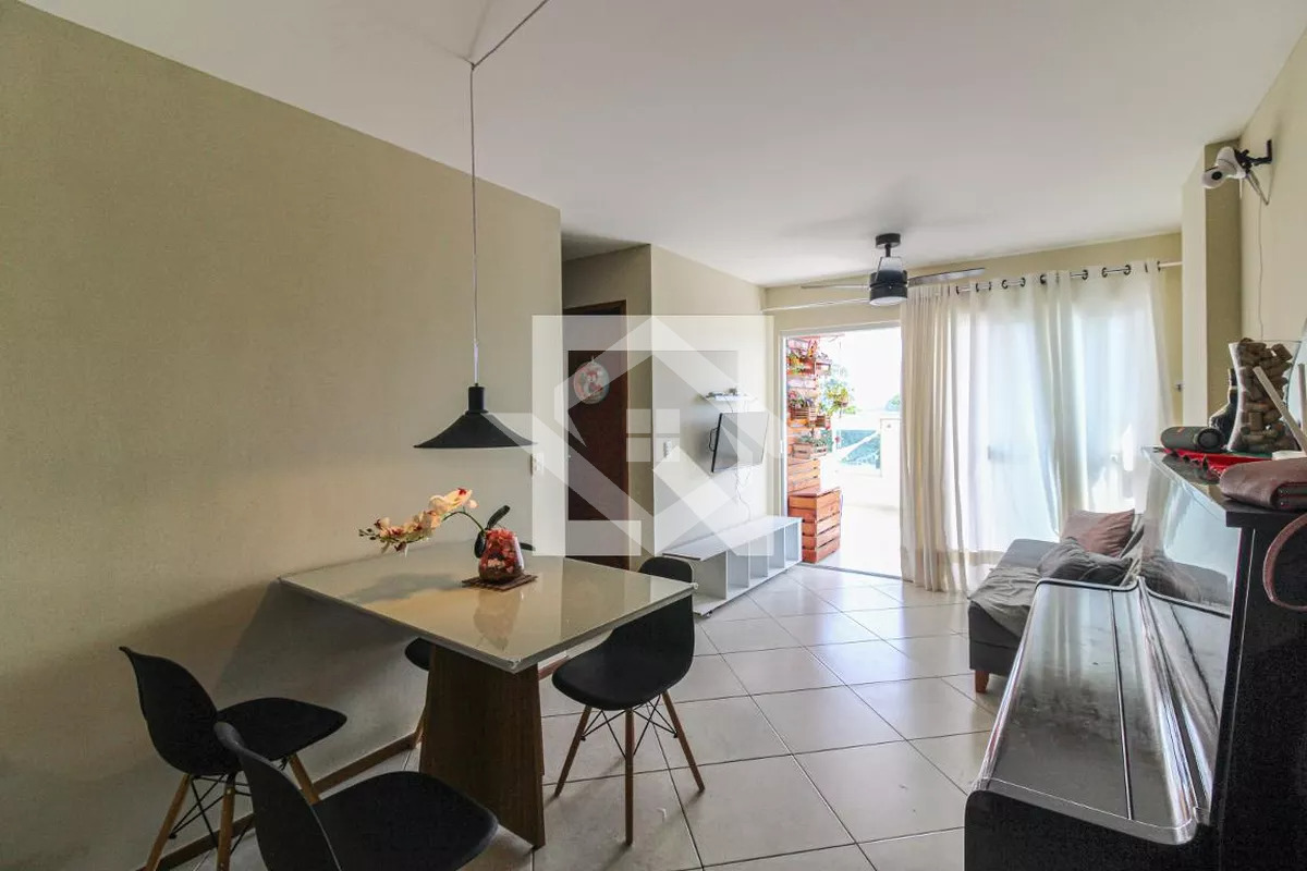 Apartamento à venda com 3 quartos, 93m² - Foto 1