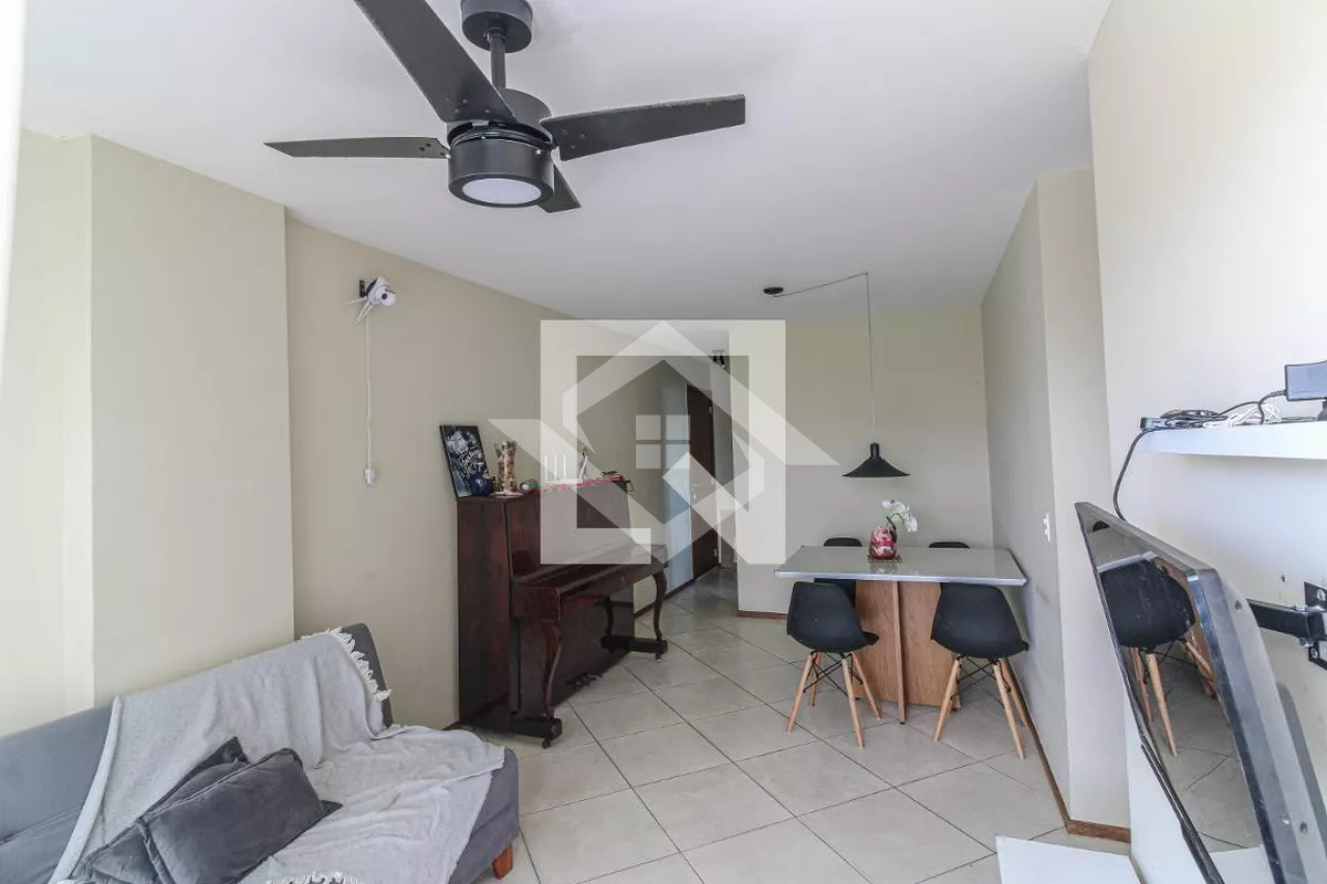 Apartamento à venda com 3 quartos, 93m² - Foto 3