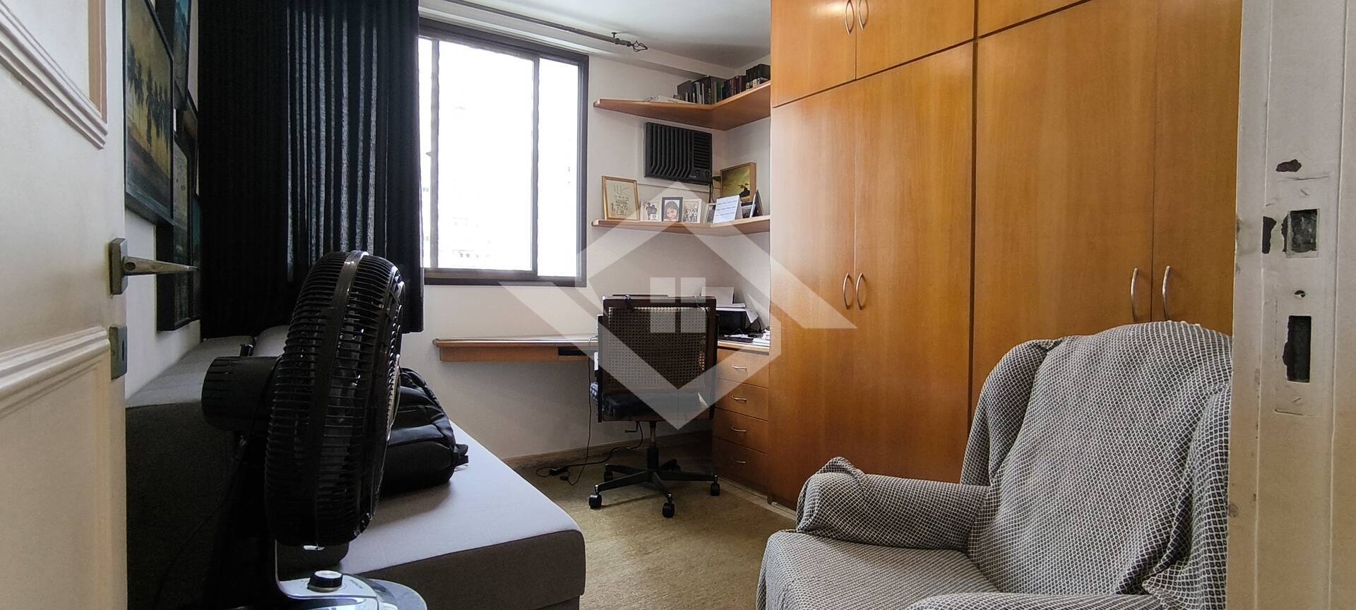 Apartamento à venda com 4 quartos, 142m² - Foto 25