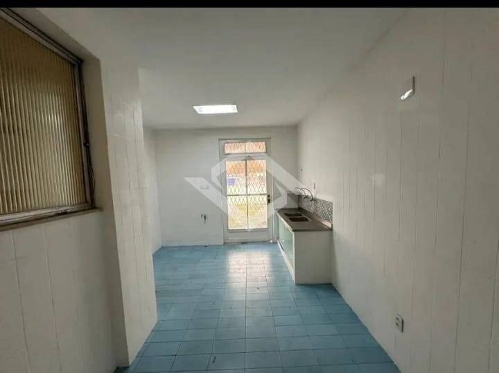 Apartamento à venda com 3 quartos, 230m² - Foto 17