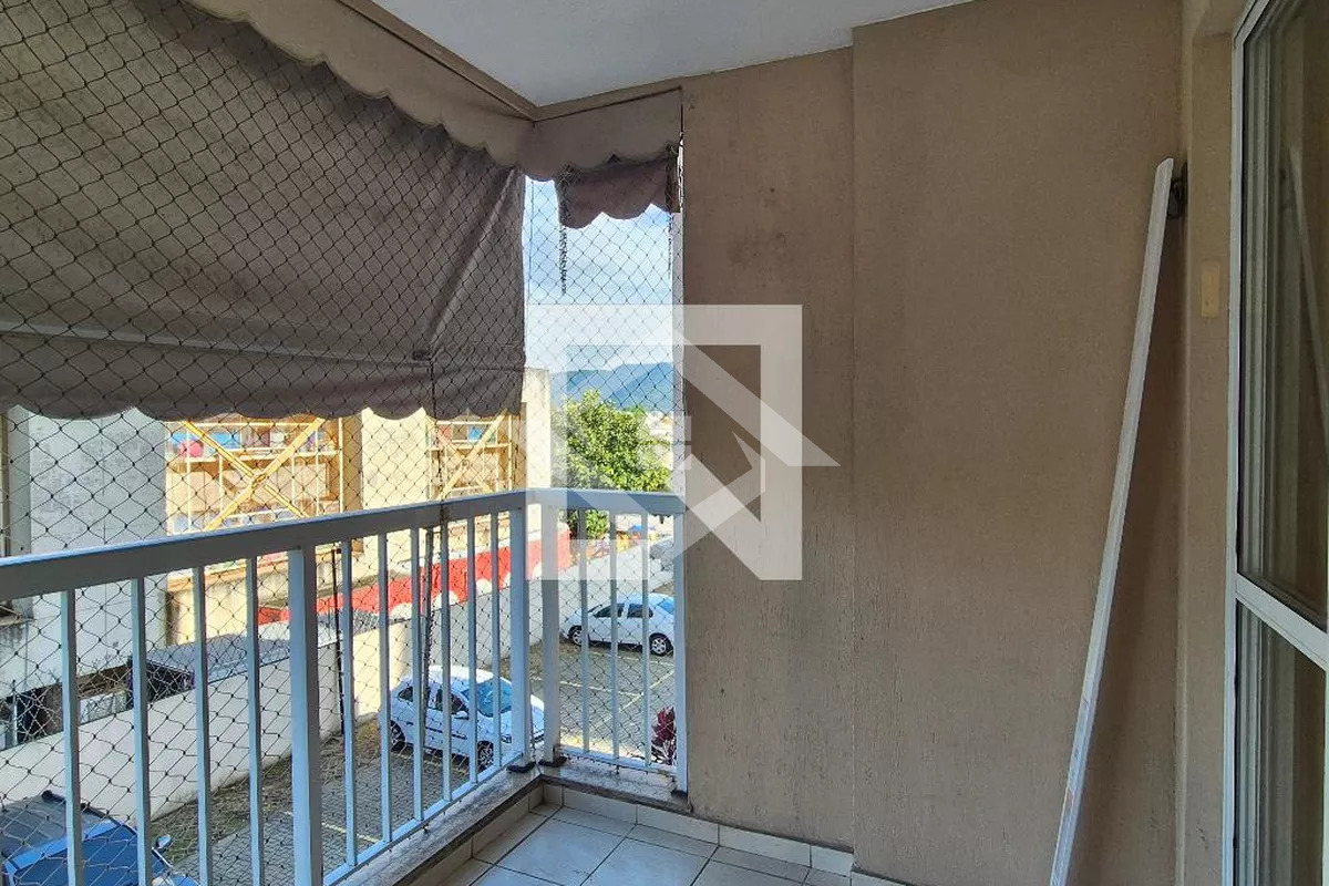 Apartamento à venda com 2 quartos, 62m² - Foto 1