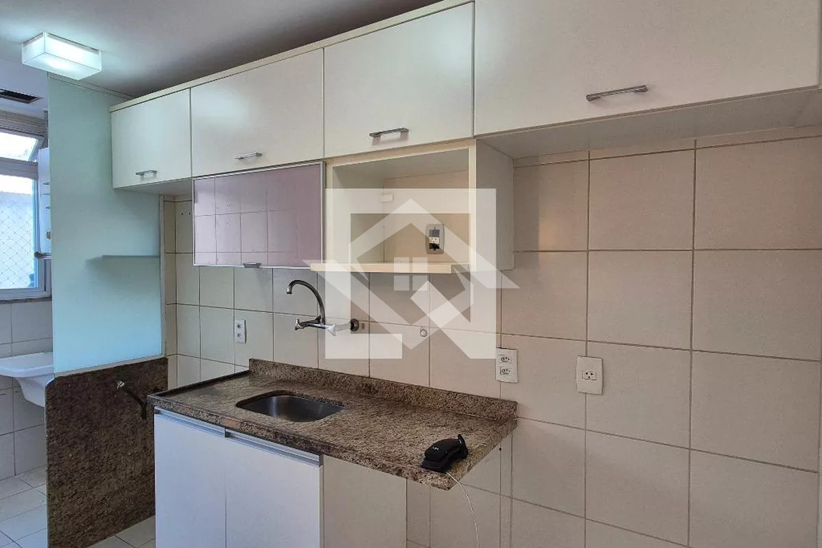 Apartamento à venda com 2 quartos, 62m² - Foto 21