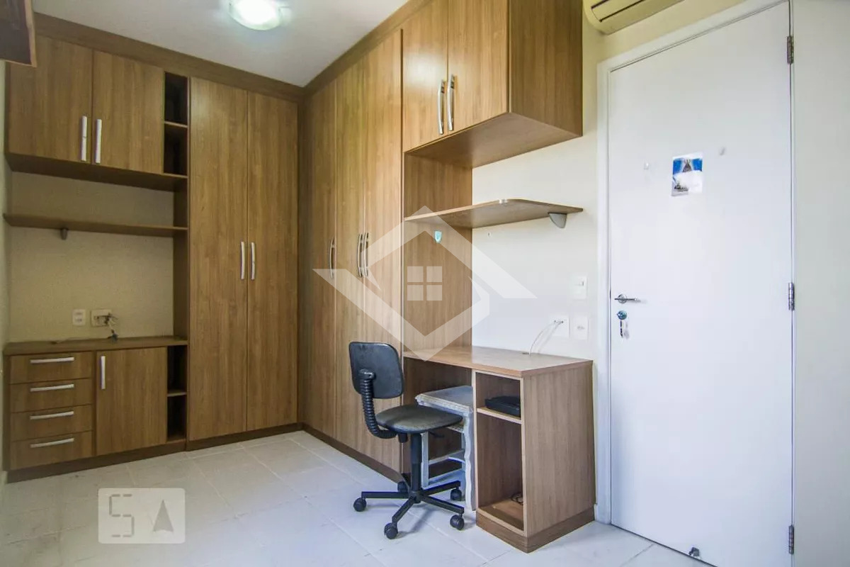 Apartamento à venda com 2 quartos, 70m² - Foto 8