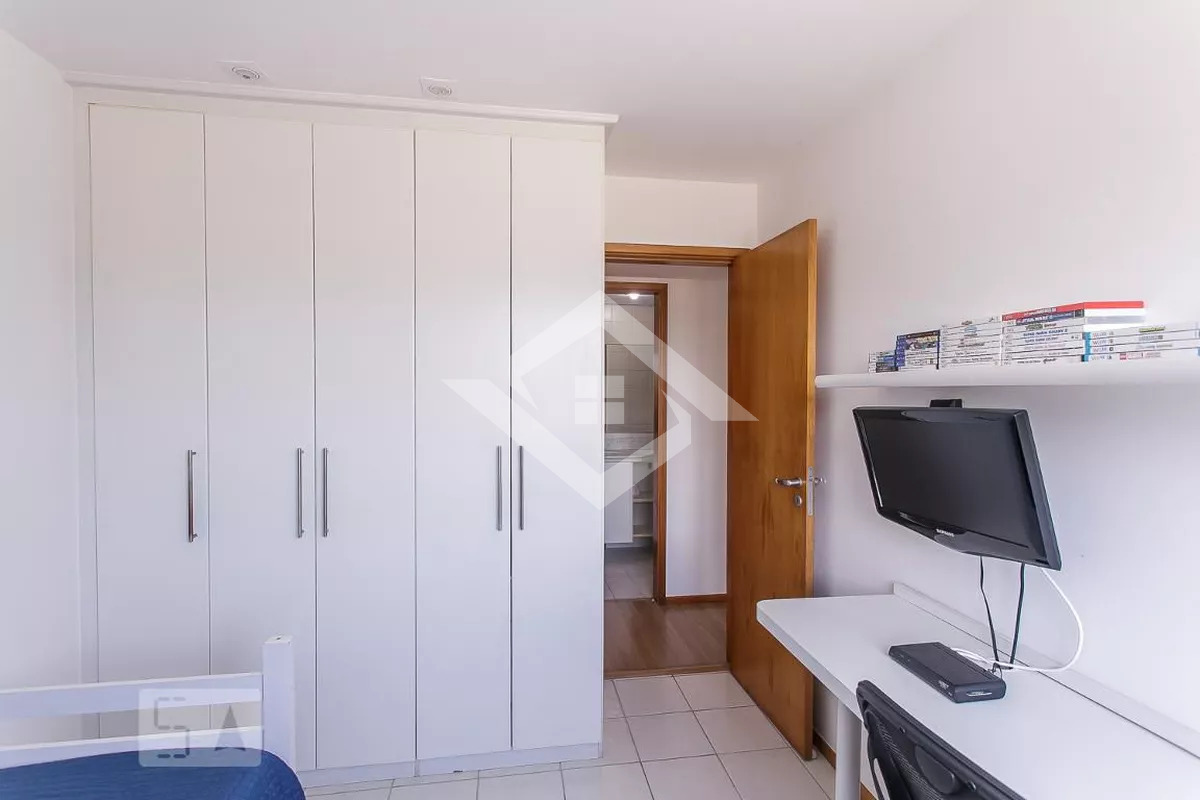 Apartamento à venda com 3 quartos, 100m² - Foto 4