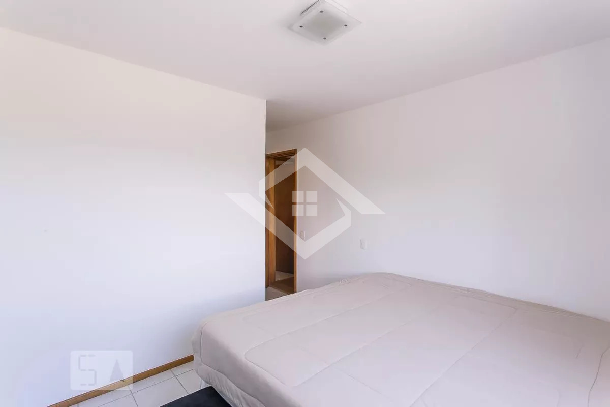 Apartamento à venda com 3 quartos, 100m² - Foto 13